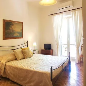 https://leco-delle-sirene.hotels-amalfi.com